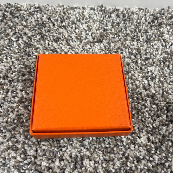 Authentic HERMES lemon keychain with box and certificate - Picture 8 of 8